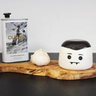 Winkee - Vampire Garlic Roaster & Storage Container I Ceramic Garlic Roaster I Garlic Baking Mould