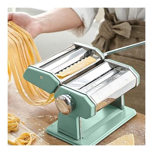  Nonna Manual Pasta Maker, Stainless Steel, Including Recipe Book (English Language Not Guaranteed), Pasta Dryer and 3 Cutting Attachments for Spaghetti, Lasagne and Tagliatelle