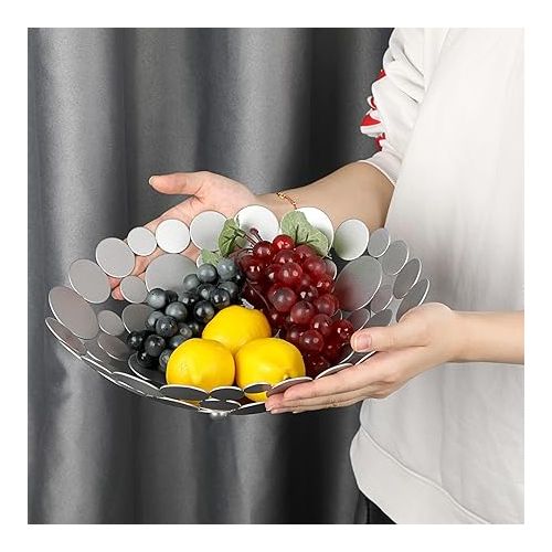  SUMTree Round Silver Fruit Bowl Made of Iron Modern Fruit Basket Bread Basket Decorative Bowl Storage for Bread Fruit Vegetables in Kitchen Living Room Dining Table Diameter 30 cm