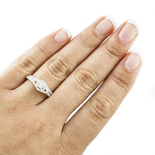  14k White Gold 13ct TDW Bridal Halo Engagement Ring Set by BHC