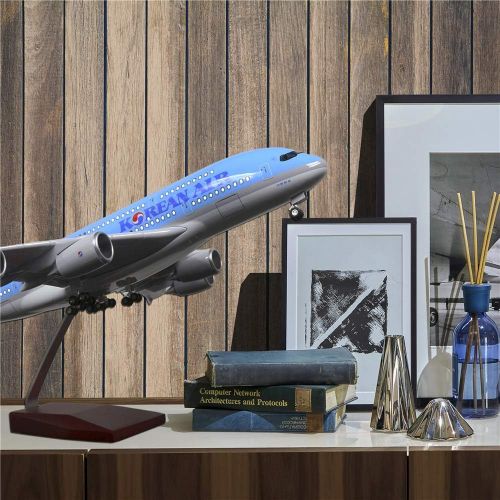  24-Hours 18” Collection Model Airplane Statue Scale 1 130 Airplane Model American Airlines Boeing 787 with LED Light(Touch or Sound Control) for Decoration or Gift