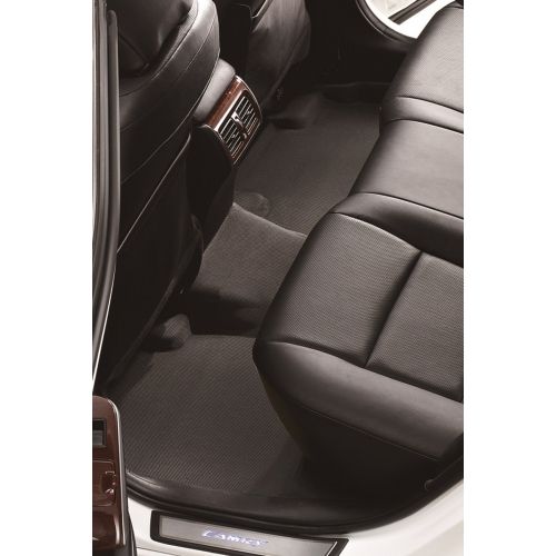  3D MAXpider Complete Set Custom Fit All-Weather Floor Mat for Select Chevrolet Equinox Models - Kagu Rubber (Black)