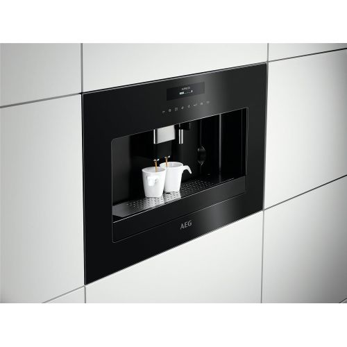  AEG kke884500b eingebaut vollautomatisch Maschine Espresso SchwarzKaffeemaschine (eingebaut, Maschine Espresso, Kaffeebohnen, gemahlener Kaffee, Kaffeemuehle, schwarz)