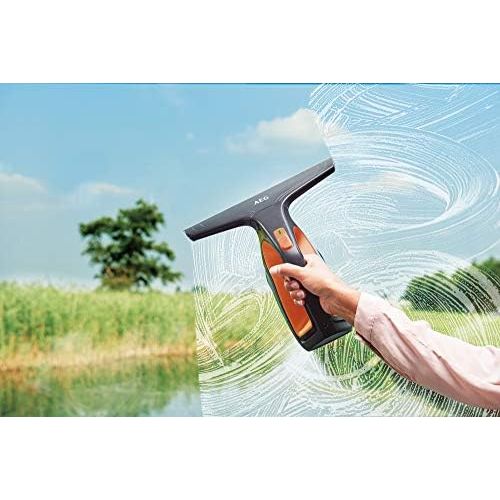  [아마존베스트]AEG WX7-60CE1 Window Vacuum Cleaner (Includes Accessories + Natural Rubber Lips Spray Bottle, Only 60 dB (A), Wide Suction Nozzle, 1 LED Indicator, 110 ml Water Tank, 60 min Runtim