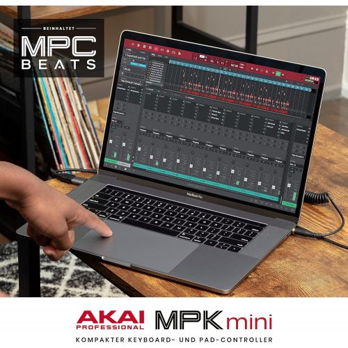  [아마존베스트]AKAI Professional MPK Mini MKIII - 25-Key USB MIDI Keyboard Controller with 8 Backlit Drum Pads, standard