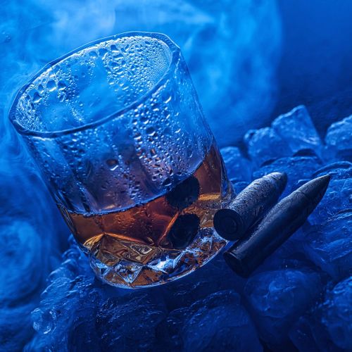  [아마존베스트]Amerigo Whiskey Stones Bullets with High Cooling Technology - Stainless Steel Whiskey Bullets - Reusable Ice cubes - Best Gift for Men - Set of 6 Whiskey Ice Cubes + Ice Tongs - Whiskey St