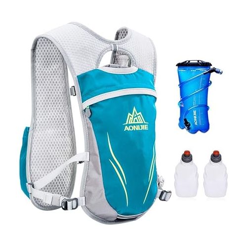  Aonijie Hydration Packs 5.5L Trail Running Vest with 2L Bladder Reservoir Marathoner Hydro Backpack Light Green