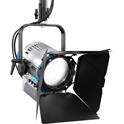  ARRI L7-C Plus RGB LED Fresnel Light with 5' Power Cord Kit (Blue/Silver, Pole-Operated)