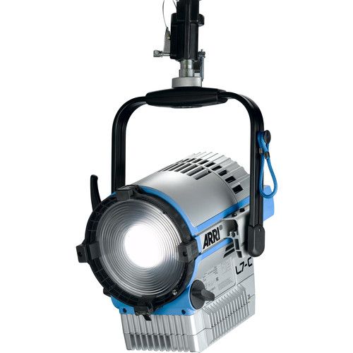  ARRI L7-C LE2 LED Fresnel with powerCON Cable (Silver/Blue, Pole Operated)