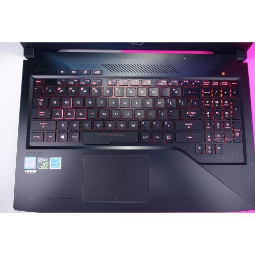 아수스 Asus ASUS ROG STRIX Thin and Light Gaming Laptop, 15” Full HD, Intel Core i7-7700HQ Processor, 16GB DDR4 RAM, 256GB SSD + 1TB HDD, GeForce GTX 1050 4GB, RGB, Windows 10 Home - GL503VD-D