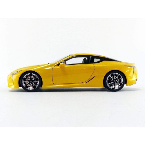 오토아트 AUTOart Lexus LC500 Metallic Yellow 118 Model Car by Autoart 78847