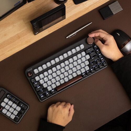  AZIO IZO Wireless Keyboard Series 2 (Black Willow)