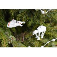 /ActionFigureOrnament AT-AT with Snow Speeder