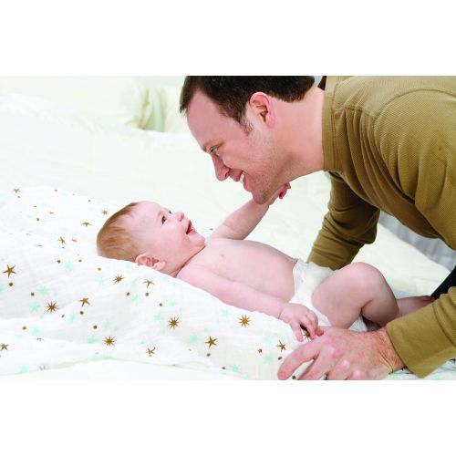  Aden + anais aden + anais Classic Muslin Swaddle Blanket, Sweet Heart (Discontinued by Manufacturer)
