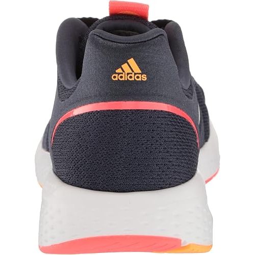 아디다스 adidas Women's Edge Lux 5 Running Shoe