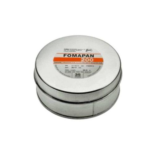  Adorama Foma Film Fomapan 200 Creative 35mm Black and White Negative Film, 100 Roll 420210