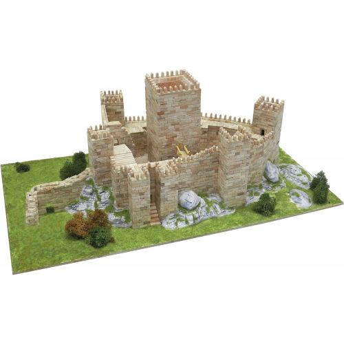  Aedes Ars Guimaraes Castle Model Kit