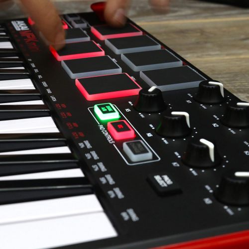  Akai Professional MPK Mini MKII  25 Key USB MIDI Keyboard Controller With 8 Drum Pads, 8 Assignable Q-Link Knobs and Pro Software Suite Included