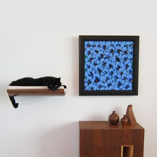  Akemi Tanaka Curve Wall-Mounted Cat Perch