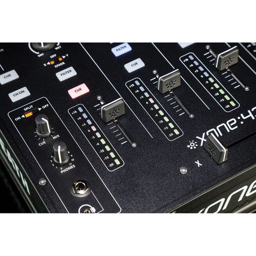  Allen & Heath XONE:43 - 4+1 Channel Analog DJ Mixer