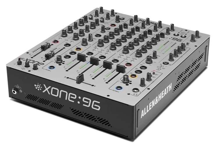  Allen & Heath Xone96 Analogue DJ Mixer with Audio Interface