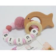 AltErMuligt STINE Rattle Teether: Personalized Teething Ring with foodgrade silicone beads and wooden teethers