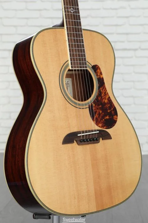 Alvarez MF60OM Masterworks 60 Folk Acoustic Guitar - Natural Demo