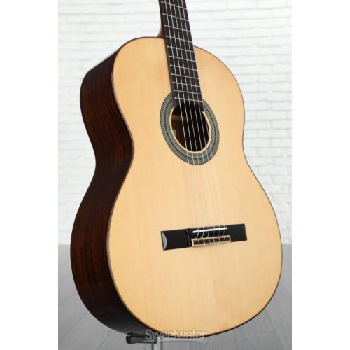  Alvarez Artist AC70 Classical Acoustic Guitar - Natural