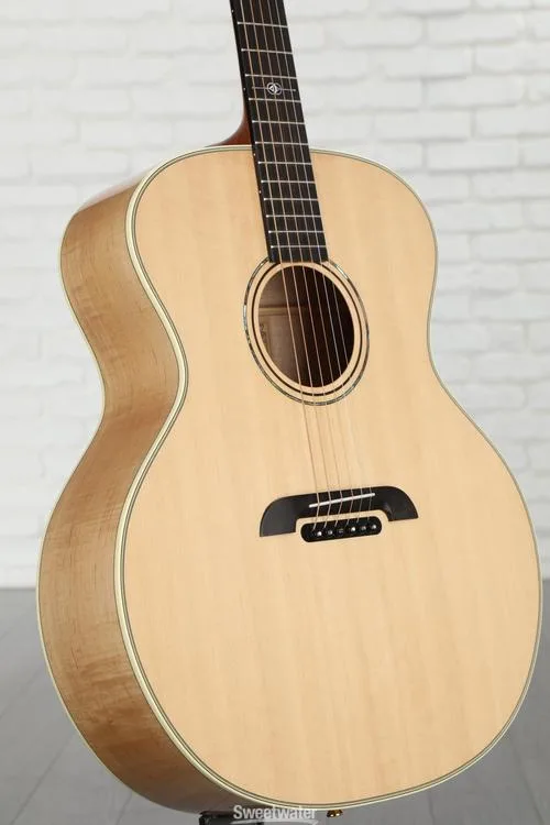 Alvarez JYM80 Yairi Masterworks Solid Spruce Jumbo Acoustic Guitar - Natural