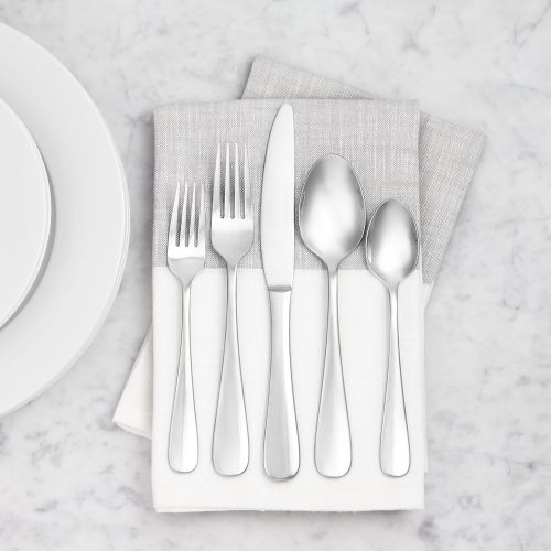  AmazonBasics 45-Piece Stainless Steel Flatware Set with Round Edge, Service for 8