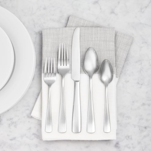  AmazonBasics 45-Piece Stainless Steel Flatware Set with Square Edge, Service for 8