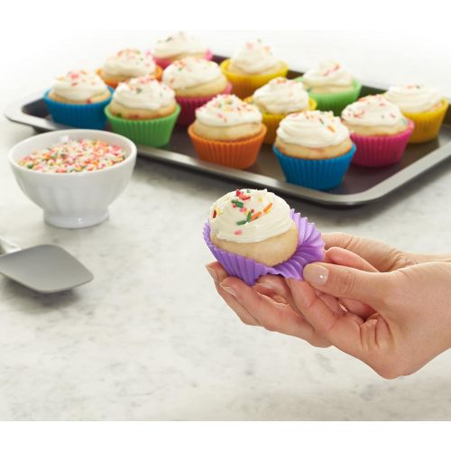  Amazon Basics Reusable Silicone Baking Cups, Muffin Liners - Pack of 24, Multicolor