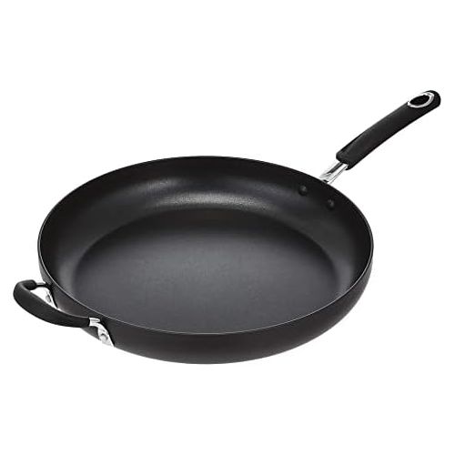  [아마존베스트]Amazon Basics Hard Anodized Non-Stick 14-Inch Skillet with Helper Handle, Black