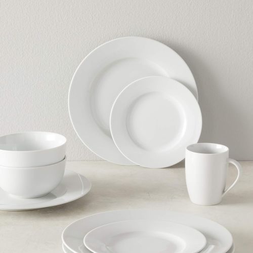  [아마존베스트]Amazon Basics 16-Piece Kitchen Dinnerware Set, Plates, Bowls, Mugs, Service for 4, White