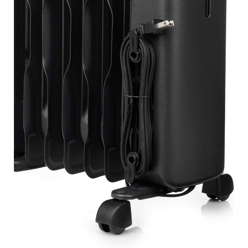  Amazon Basics Portable Digital Radiator Heater with 7 Wavy Fins and Remote Control, Black, 1500W