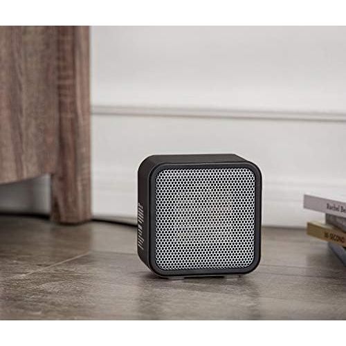 Amazon Basics 500-Watt Ceramic Small Space Personal Mini Heater - Black