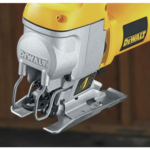  Amazon Renewed DEWALT DW317KR 5.5 Amp Top Handle Jig Saw Kit (Renewed)