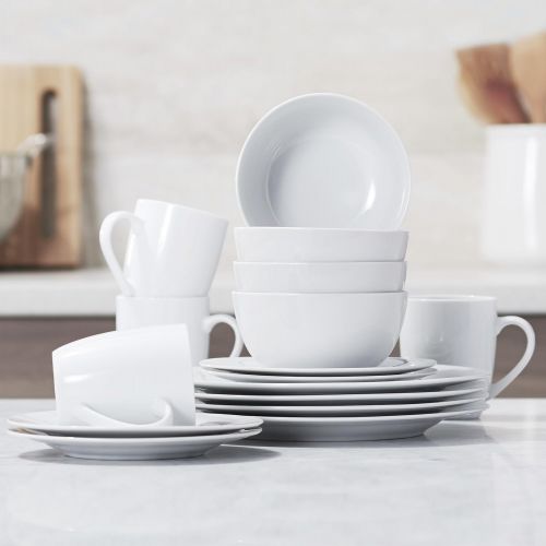  AmazonBasics 16-Piece Kitchen Dinnerware Set, Plates, Bowls, Mugs, Service for 4, White