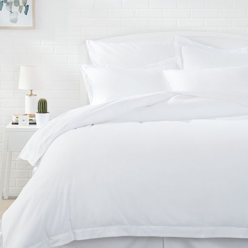  AmazonBasics Microfiber Duvet Cover and Pillow Sham Set - Twin / Twin XL, Bright White