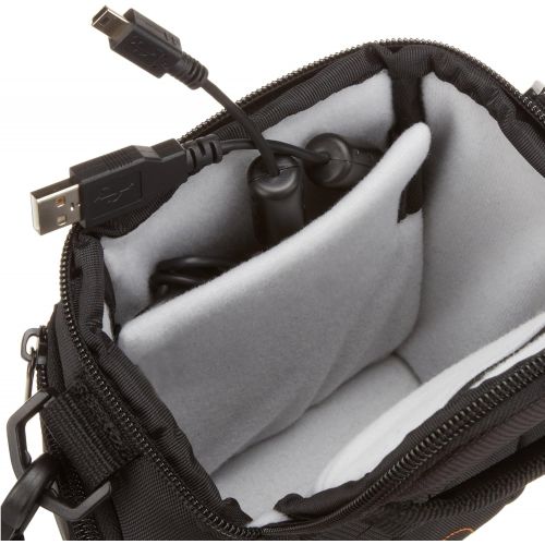  [아마존베스트]AmazonBasics Fixed Zoom Or Compact System Camera Case Bag - 7 x 3.5 x 6 Inches, Black And Grey