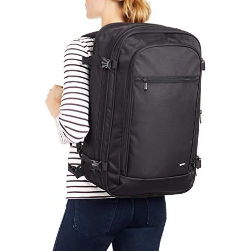  [아마존베스트]AmazonBasics Carry On Travel Backpack - Black
