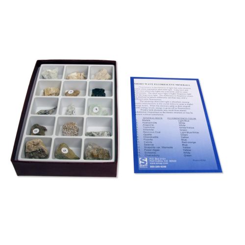  American Educational Products American Educational 2380 15 Piece Fluorescent Minerals Short Wave Collection