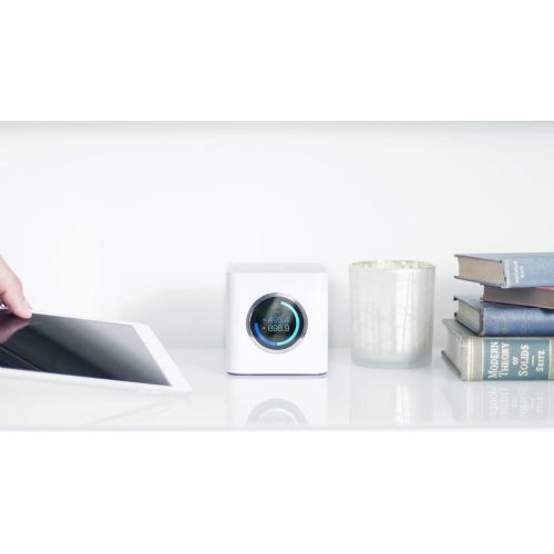  AmpliFi HD WiFi System by Ubiquiti Labs, Seamless Whole Home Wireless Internet Coverage, HD WiFi Router, 2 Mesh Points, 4 Gigabit Ethernet, 1 WAN Port, Ethernet Cable, Replaces Rou