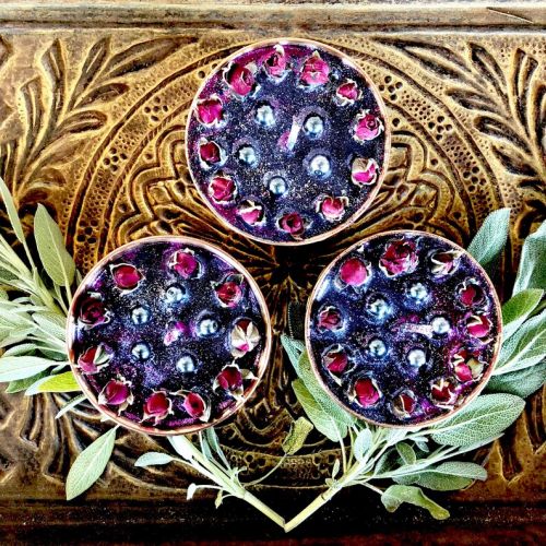  AnitaApothecaryShop Dark Goddess Offering Bowl Candle ~ Hekate candle, The Morrigan Candle, dark moon, Moon Goddesses, Dark Magick, witchcraft, spell candle