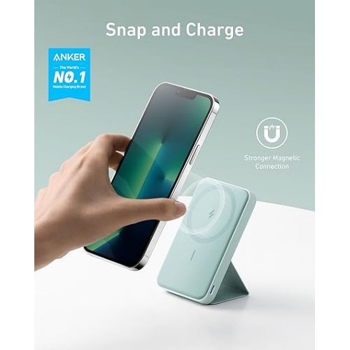 앤커 Anker Magnetic Battery, 5,000mAh Foldable Magnetic Wireless Portable Charger with Stand and USB-C (On The Side), Magsafe-Compatible with iPhone 15/15 Plus/15 Pro/15 Pro Max, iPhone14/13 Series