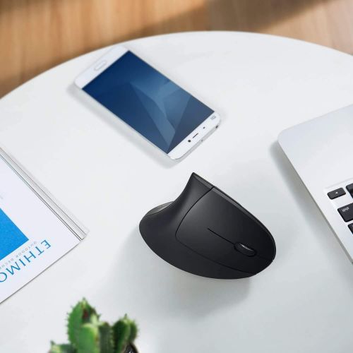 앤커 [아마존베스트]Anker 2.4G Wireless Vertical Ergonomic Optical Mouse, 800 / 1200 /1600 DPI, 5 Buttons for Laptop, Desktop, PC, Macbook - Black