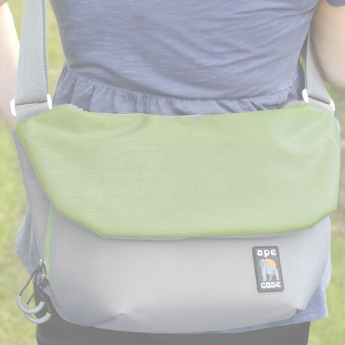  Ape Case, Messenger Bag, Large, Green, Camera Insert Included, Shoulder Strap Included, Tablet Compartment (AC580G)