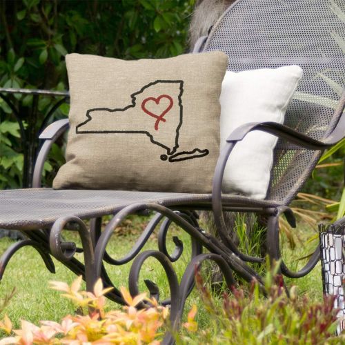  ArtVerse Katelyn Smith New York Love 18 x 18 Outdoor Pillows & Cushions UV Properties + Waterproof and Mildew Proof