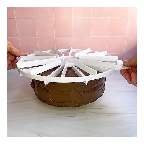  Ateco 1328 Cake Portion Marker, 14 or 16 Slices, Works for Cakes Up To 16-Inches Diameter, White