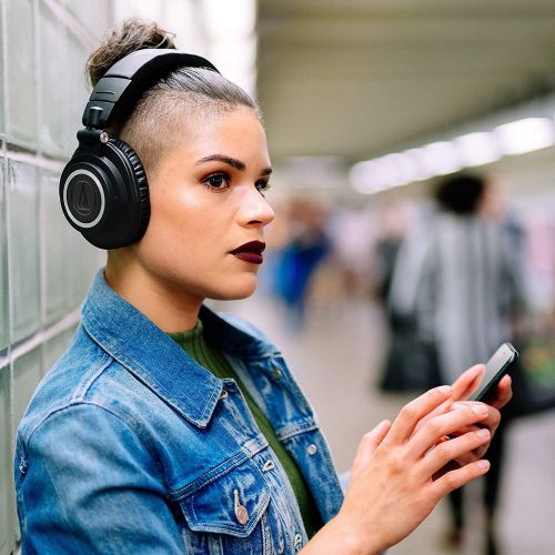 오디오테크니카 Audio-Technica ATH-M50xBT Wireless Bluetooth Over-Ear Headphones, Black, With Exceptional Clarity, Comfort, And 40 hr Battery